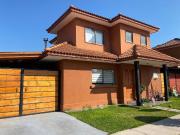 Vendo amplia y acogedora casa en Condominio de La Cruz