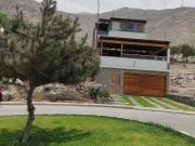 VENDO AMPLIA Y MODERNA CASA EN URBANIZACION CERRADA Y SEGURA