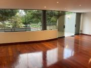 Vendo amplio departamento PRIMER PISO AT:276M2 terraza...