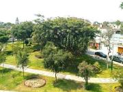 Vendo amplio Dpto. con vista a parque en Surco