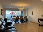 Vendo amplio e iluminado departamento cerca U.de Lima...