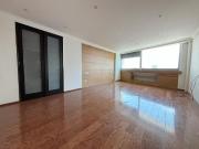 VENDO AMPLIO E ILUMINADO DEPARTAMENTO EN BOSQUES DE LAS...