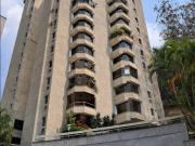 Vendo APTO. 190 m2 4H/3B/2P URB. MANZANARES 0803