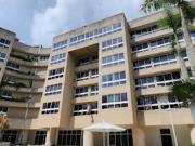 Vendo apartamento 219m2 La Lagunita 2375 Vendo apartamento 219m2 La Lagunita 2375