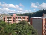 Vendo apartamento 64m2 Los Naranjos Humboldt 5675