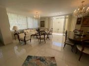 VENDO APARTAMENTO CON TERRAZA UBICADO EN ALTO PRADO
