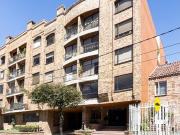 VENDO APARTAMENTO EN BARRIO MOLINOS NORTE