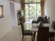 VENDO APARTAMENTO EN BUENOS AIRES, PARQUEADERO PRIVADO
