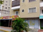 vendo apartamento en las acacias av victoria