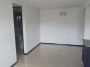 VENDO APARTAMENTO EN LOS COLORES, CERCA AL CC EL DIAMANTE