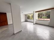 vendo apartamento en Medellín poblado, patio bonito