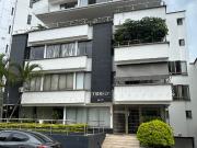 VENDO APARTAMENTO PARA REMODELAR A SU GUSTO EN EDIFICIO...