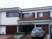 VENDO APARTAMENTO SEGUNDO PISO SANTA ANA BOGOT