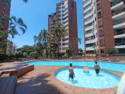 Vendo / alquilo Apartamento U. R. La Siete Maravillas...