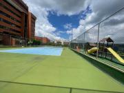 Vendo apto 350m2 5h+s/4b+s/4p Colinas de Valle Arriba 3233