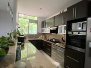 Vendo apto con terraza en Poblado Santa María de los ngeles