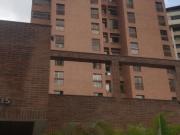 Vendo Apto en Los Naranjos del Cafetal actualizado calle...