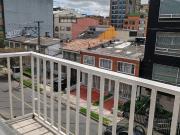 Vendo apto Quinta Paredes con balcones