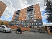 Vendo.Belen la Mota frente al CC Arkadia