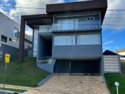 VENDO BELÍSSIMO SOBRADO SEMI MOBILIADO NO CONDOMÍNIO...