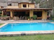 Vendo Bella Casa en Calle El Mirador N 2, Urb. La...