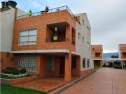 VENDO CASA 180 M2 SANTA LUCIA CHIA | 649 |