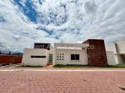 Vendo casa 1 planta en privada santa rosa jauregui 3...