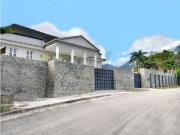 Vendo casa 2800m2 Lomas de Chuao 9450