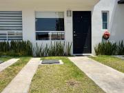 VENDO CASA $2,650,000 EN CUAUTLANCINGO TRES NIVELES, 3...