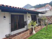 Vendo casa 384m2 El Marqués 8225