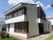 Vendo casa 3 h 3 b San Nicolas