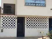 VENDO CASA 3 PISOS EN SAN MARTÍN DE PORRES VENDO CASA 3 PISOS EN SAN MARTÍN DE PORRES