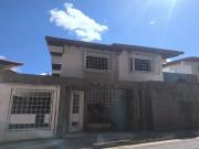 Vendo casa 430m2 Santa Paula 0851