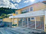 Vendo casa 450m2 6h/6b/3p Prados del Este urb cerrada 5395