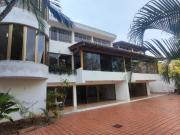 Vendo casa 978m2 Colinas de Tamanaco 1567