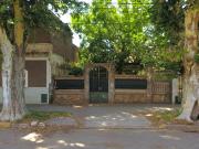 VENDO CASA A DEMOLER CON AMPLIO TERRENO