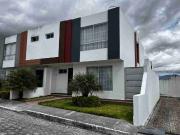 VENDO CASA A LA MEJOR OFERTA