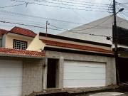 VENDO CASA A UNAS CUADRAS DE DIAZ MIRON Y DEL IMSS