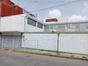Vendo casa adaptada para escuela en Colonia Gabriel...