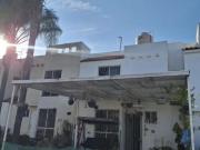 VENDO CASA ADJUDICADO EN ALTUS QUINTAS, ZAPOPAN CERCA...