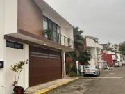 VENDO CASA AL SUR DE LA CIUDAD DE XALAPA PARA DESCUBRIR...