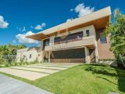 VENDO CASA ALTISSIMO PADRÃO 5 SUÍTES NA QL 14 DO LAGO NORTE