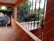 VENDO CASA AMPLIA EN LAS ALAMEDAS