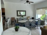 VENDO CASA AMUEBLADA EN EXCLUSIVO FRACCIONAMIENTO...