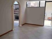 VENDO CASA AV DE LOS GRANADOS