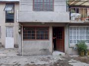 VENDO CASA BIEN UBICADA PARA HABITACION O NEGOCIO