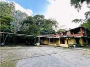 Vendo casa campestre en Envigado Via la Catedral