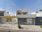 vendo casa cerca de gran terraza oblatos guadalajara