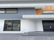 Vendo Casa Club Golf Hacienda Minimalista Vintage...