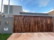 VENDO CASA COM 3 SUÍTES, ESPAÇO GOURMET, 120m² BAIRRO...